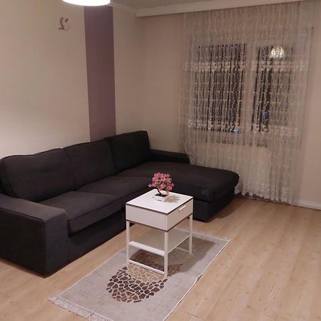 B.A.A Sabiha Goekcen Hostel Isztambul Kültér fotó