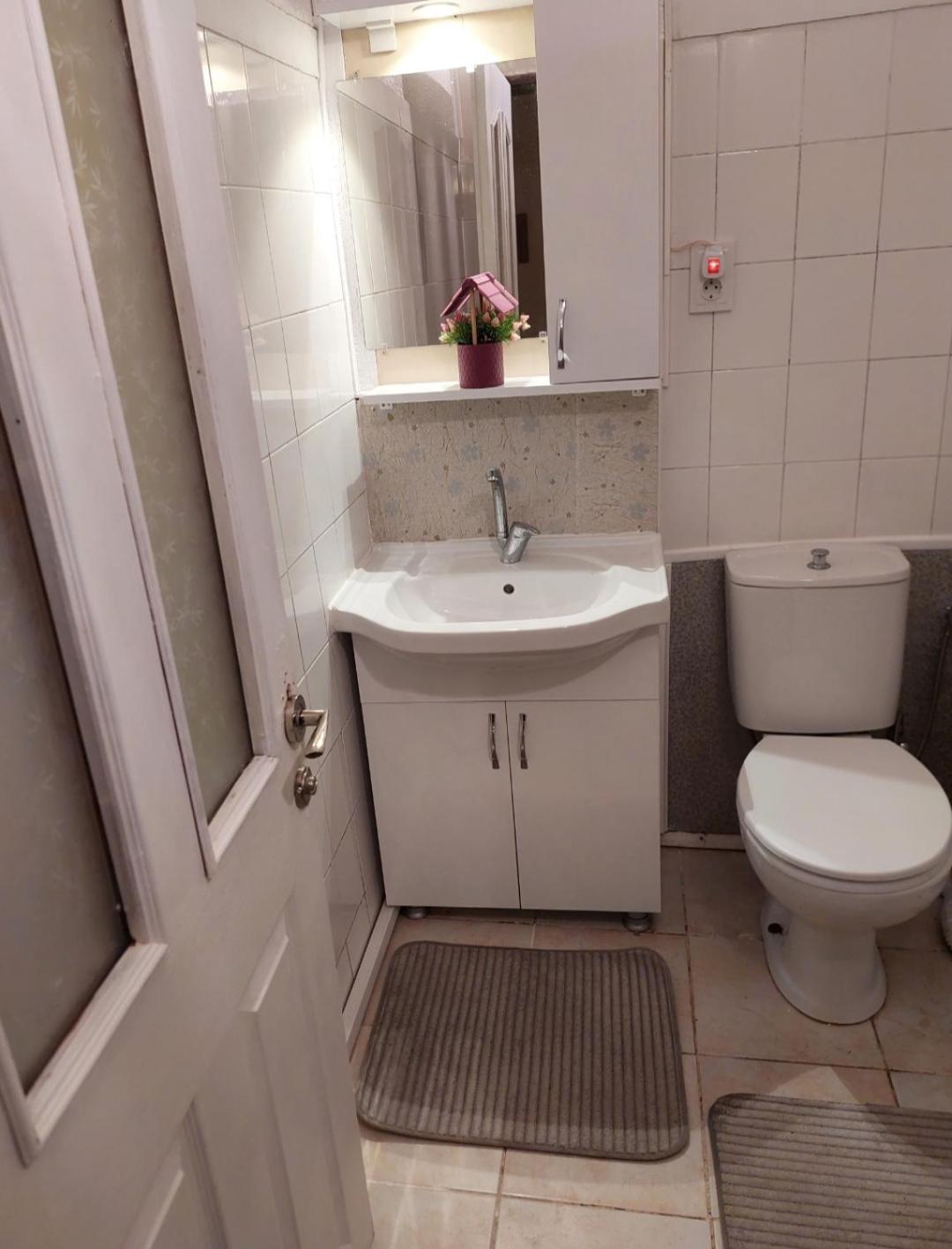 B.A.A Sabiha Goekcen Hostel Isztambul Kültér fotó