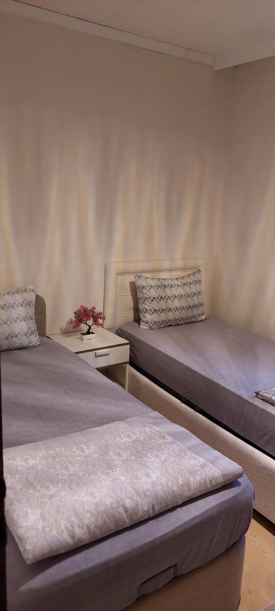 B.A.A Sabiha Goekcen Hostel Isztambul Kültér fotó